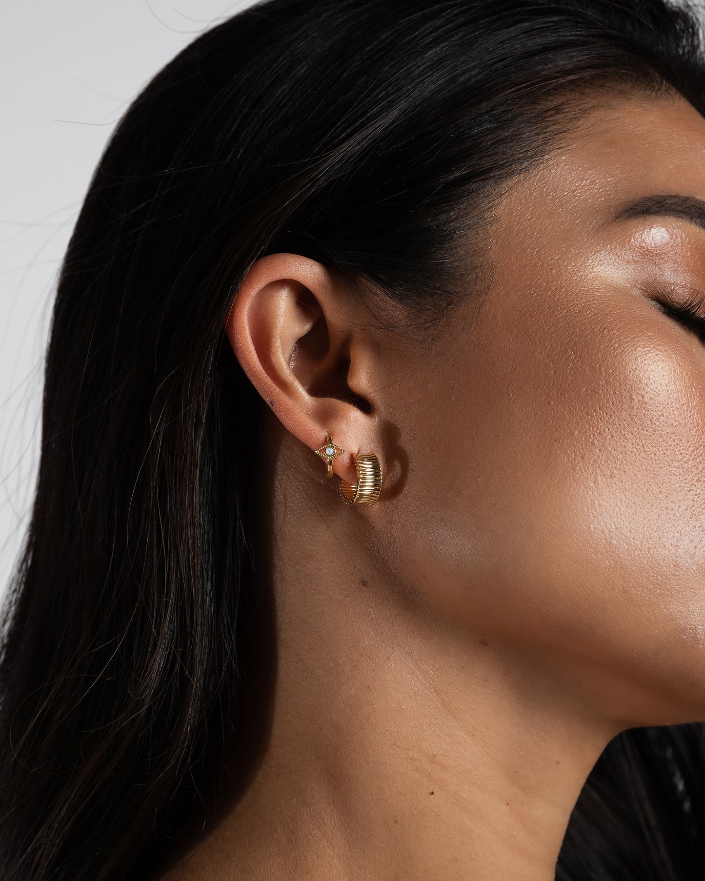 protective opal eye huggies