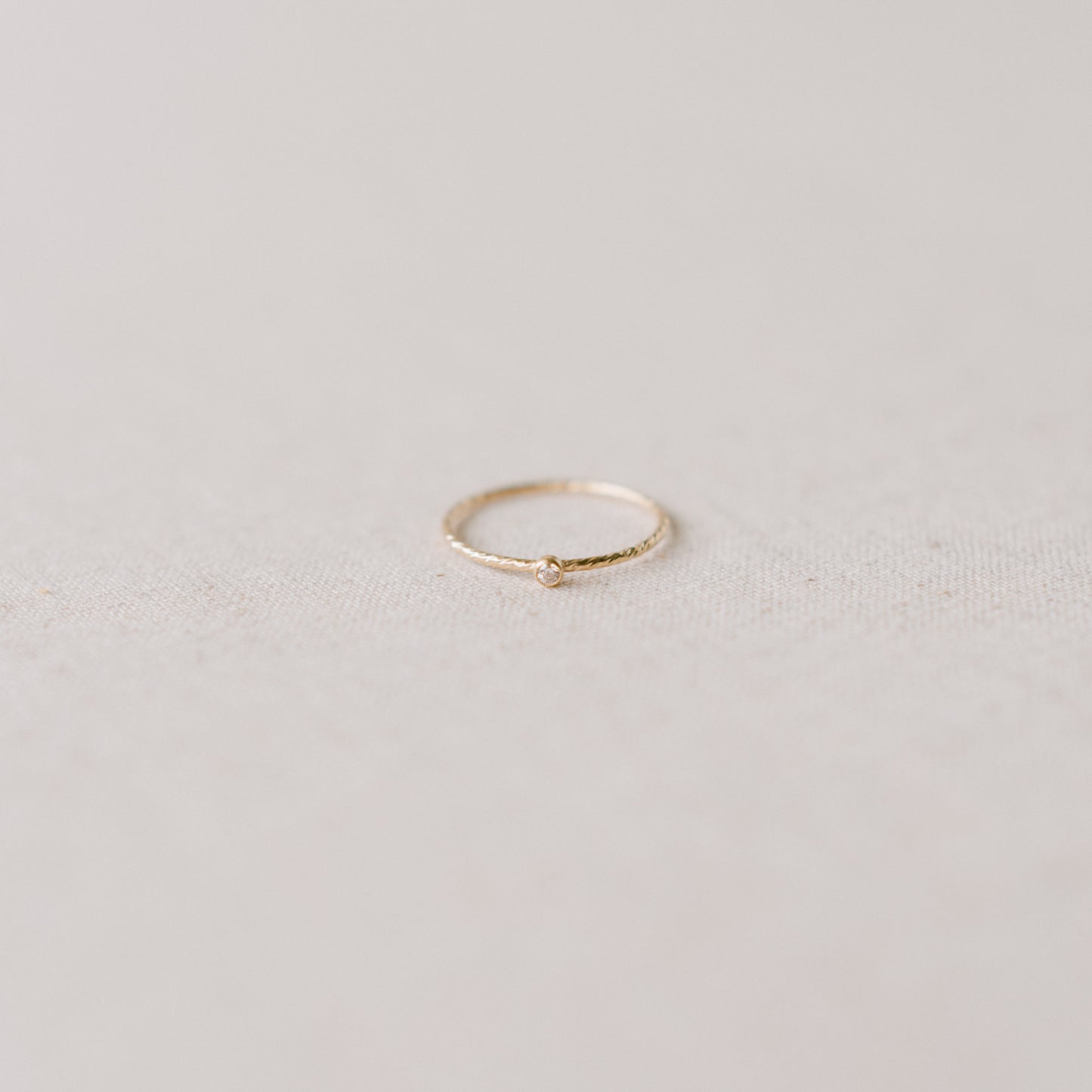 CZ SOLITAIRE RING-texture